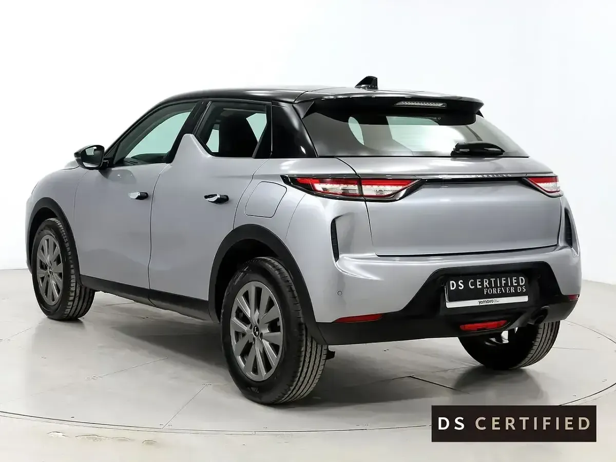 Usado DS Automobiles DS3 Bastille 100 CV (73 kW) 2023 Gris SUV