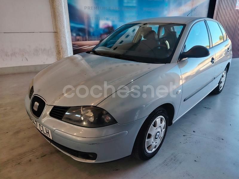 Gris / plata Usado 2003 Seat Ibiza Stella Berlina | 1310 € - Imagen 1/4