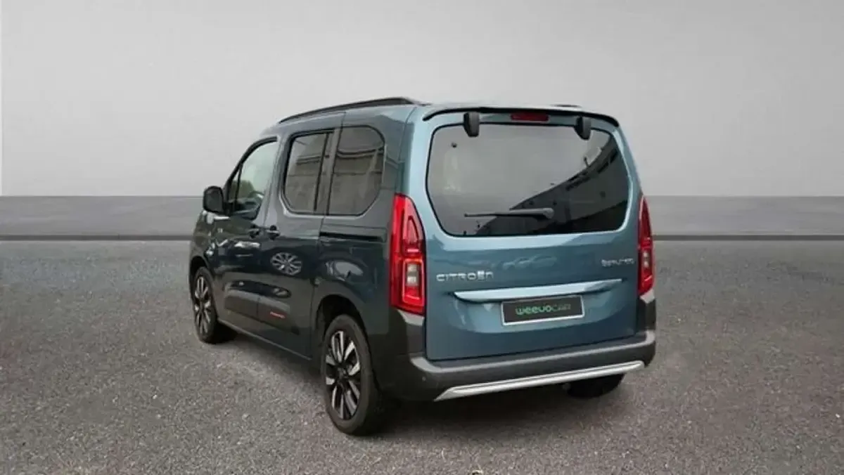 Usado Citroën Berlingo 131 CV (96 kW) 2024 Azul Monovolumen