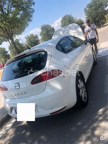 Usado Seat Leon Sport 140 CV (102 kW) 2008 Blanco Utilitario