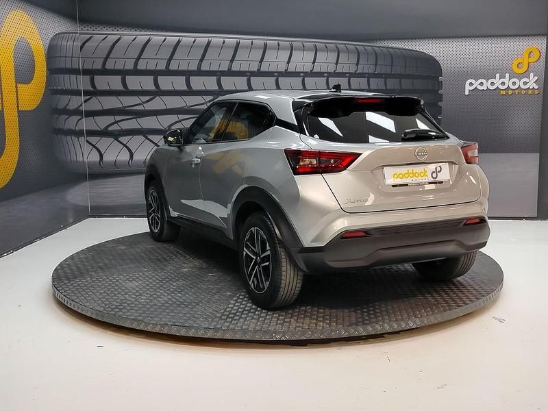 Usado Nissan Juke N-Connecta 114 CV (83 kW) 2024 Gris SUV