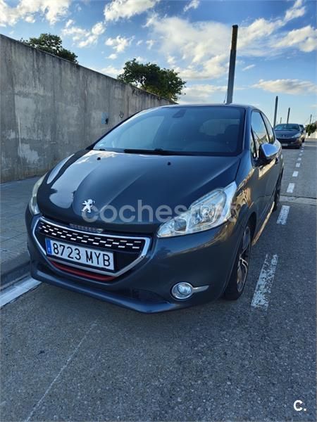 Gris / plata Usado 2013 Peugeot 208 GTi Utilitario | 8500 € (Super precio) - Imagen 1/4