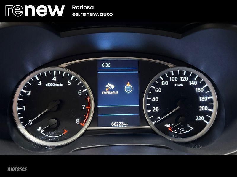 Usado Nissan Micra Tekna 117 CV (86 kW) 2020 Azul Berlina