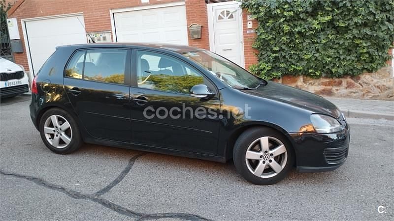 Usado VW Golf VI GT 140 CV (102 kW) 2008 Negro Utilitario
