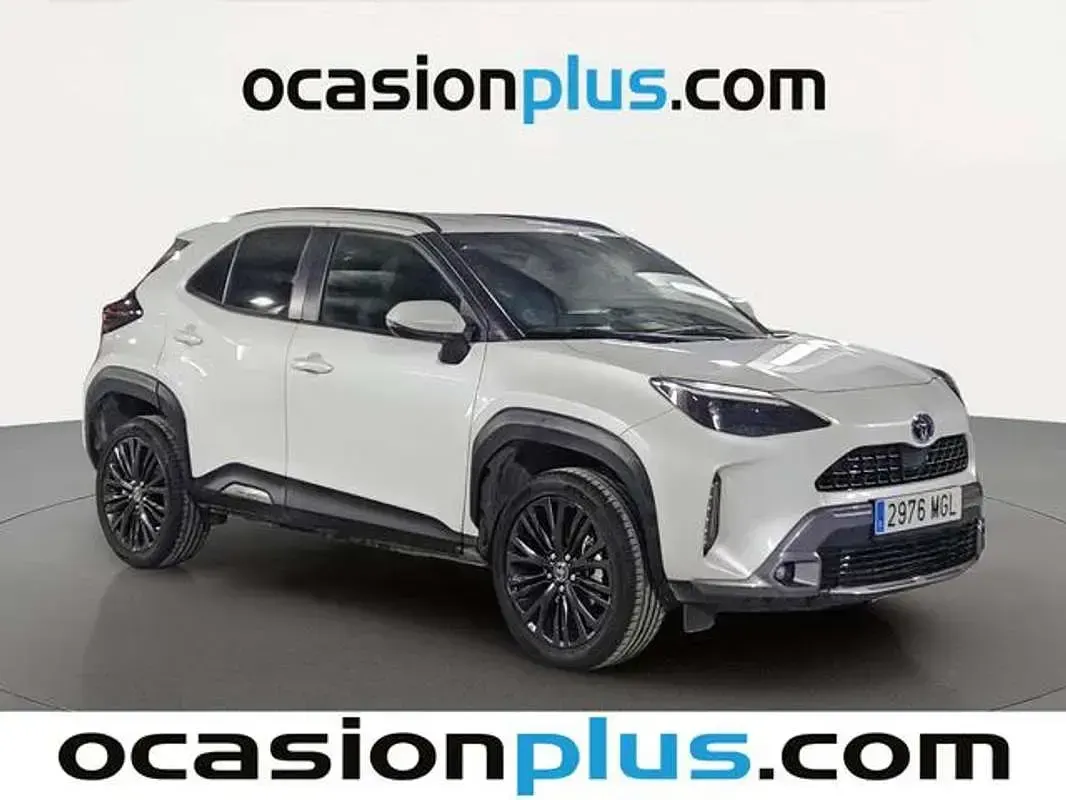 Usado Toyota Yaris Cross 116 CV (85 kW) 2023 Blanco SUV
