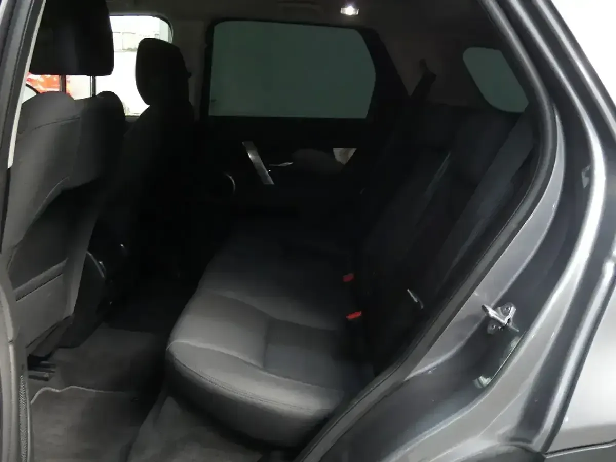 Occasion Land Rover Discovery Sport S 150 ch (110 kW) 2020 Gris SUV