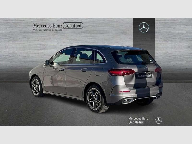 Usado Mercedes E250 218 CV (160 kW) 2025 Gris Familiar