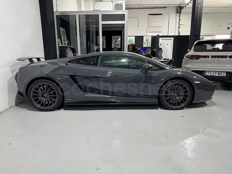 Usado Lamborghini Gallardo 530 CV (389 kW) 2007 Gris / plata Coupe