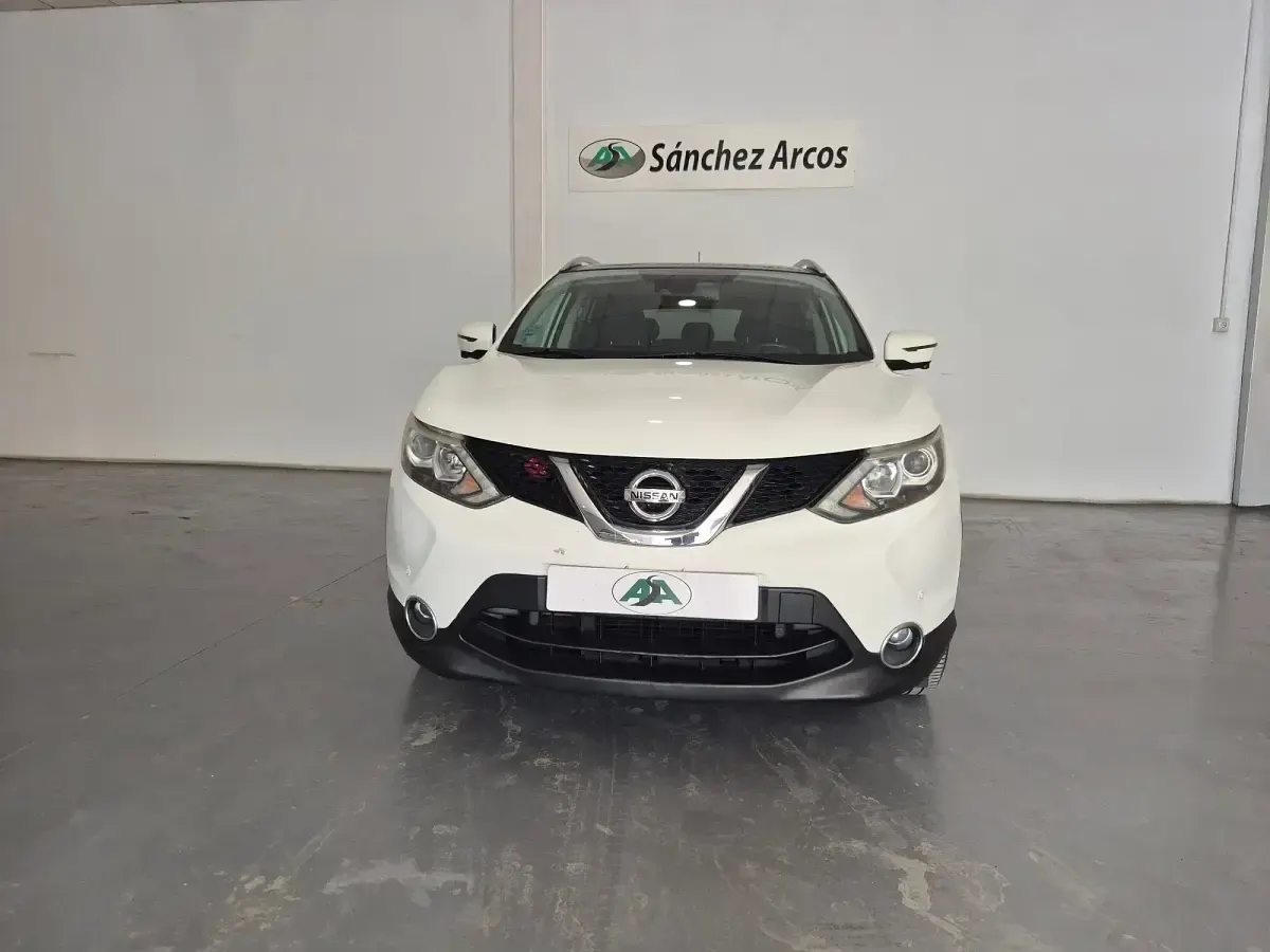 Usado Nissan Qashqai N-Connecta 110 CV (80 kW) 2017 Blanco SUV