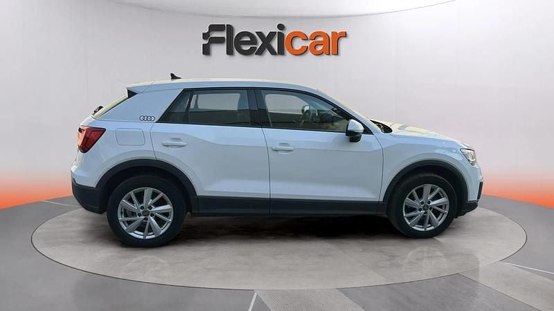 Käytetty Audi Q2 Advanced Plus 116 HP (85 kW) 2020 Valkoinen Katumaasturi