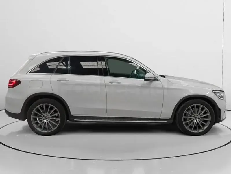 Usado Mercedes GLC220 194 CV (142 kW) 2021 Blanco SUV