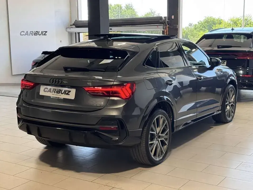 Usado Audi Q3 Sportback Design 200 CV (147 kW) 2021 Gris SUV