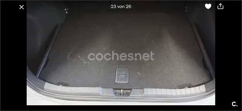 Usado Toyota Corolla Style 180 CV (132 kW) 2019 Gris / plata Berlina