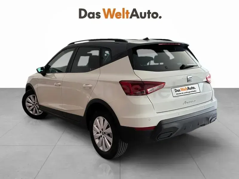 Usado Seat Arona Style 115 CV (84 kW) 2025 Blanco SUV
