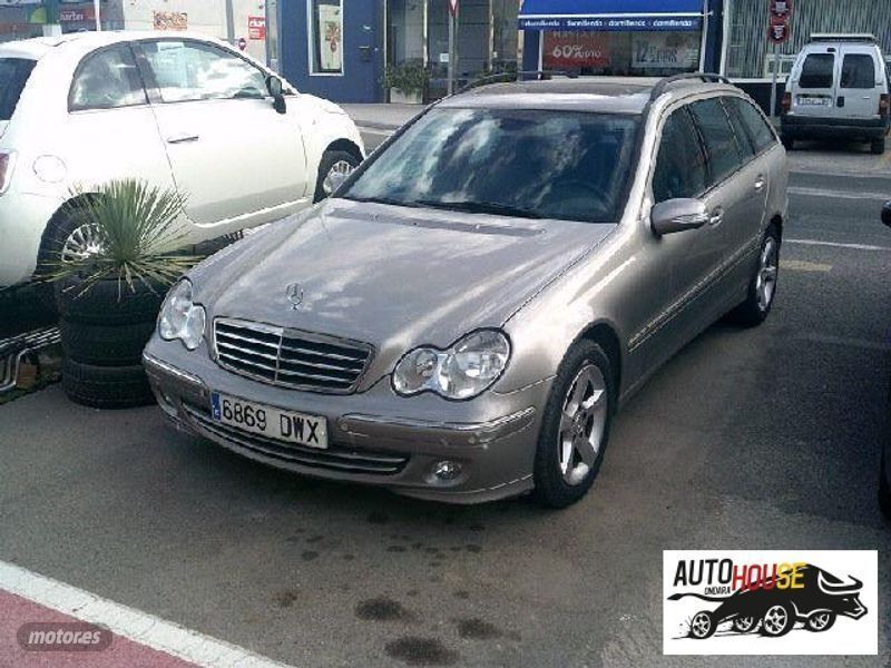 Beige Usado 2005 Mercedes C200 Avantgarde Berlina | 5900 € - Imagen 1/4