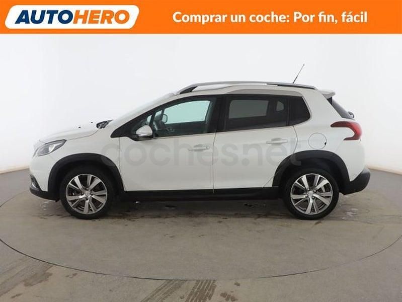 Usado Peugeot 2008 Allure 110 CV (80 kW) 2018 Blanco SUV