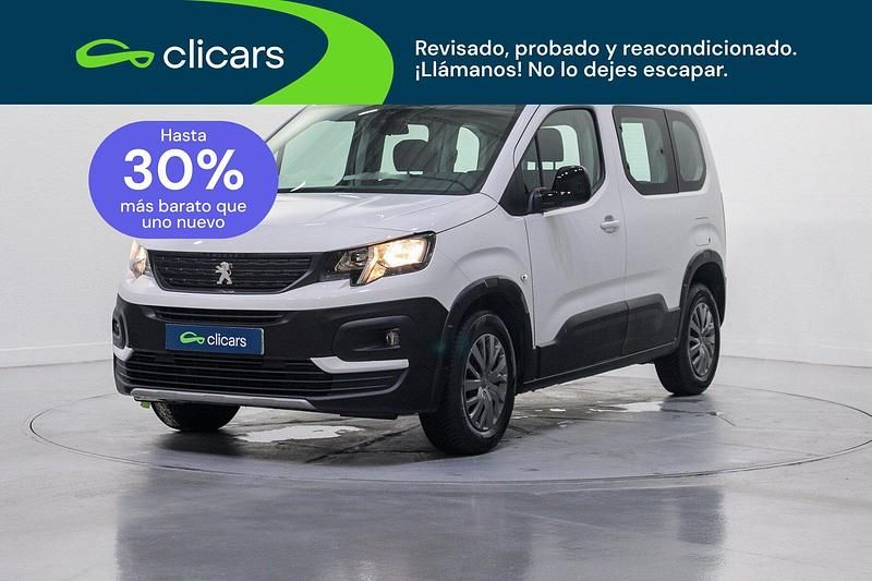 Usado Peugeot Rifter Active 100 CV (73 kW) 2023 Blanco Monovolumen