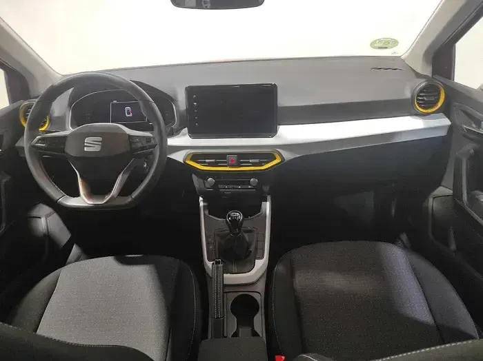 Usado Seat Arona Style 116 CV (85 kW) 2025 Rojo SUV