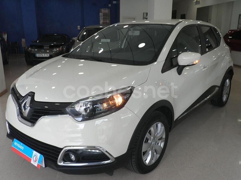 Usado Renault Captur Intens 90 CV (66 kW) 2014 Blanco SUV