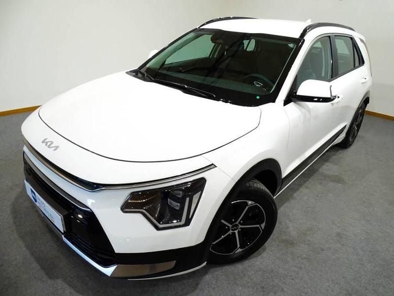 Usado Kia Niro 141 CV (103 kW) 2024 Blanco SUV
