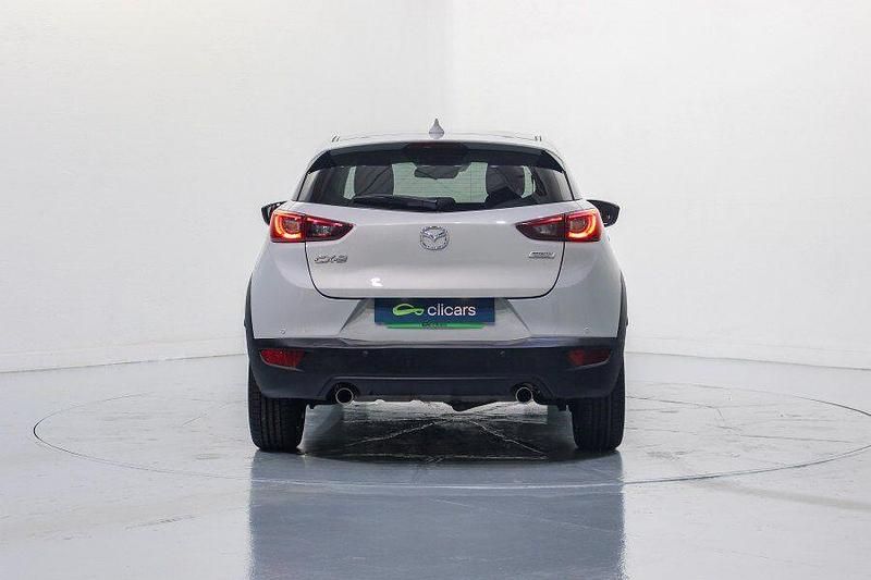 Usado Mazda CX-3 121 HP (88 kW) 2018 Cinzento SUV