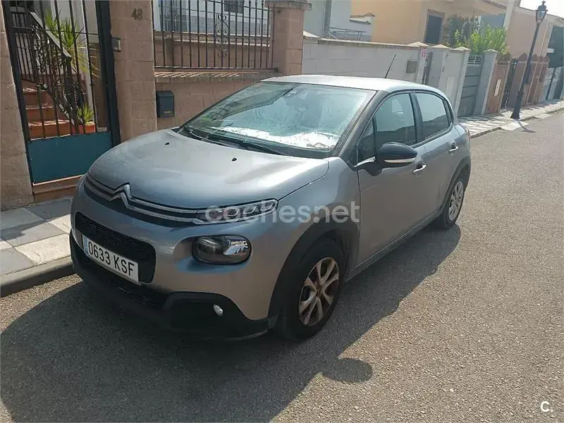 Usado Citroën C3 Feel 68 CV (50 kW) 2018 Gris / plata Utilitario