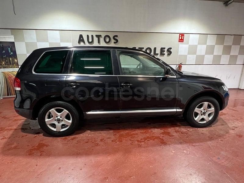 Usado VW Touareg R 174 CV (127 kW) 2004 Negro SUV