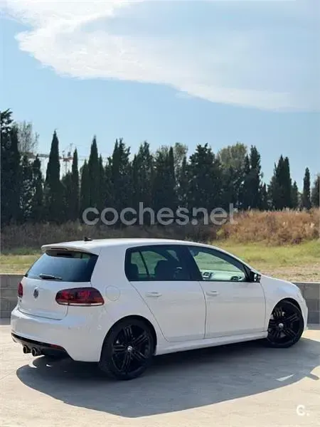 Usado VW Golf VI R 270 CV (198 kW) 2011 Blanco Utilitario