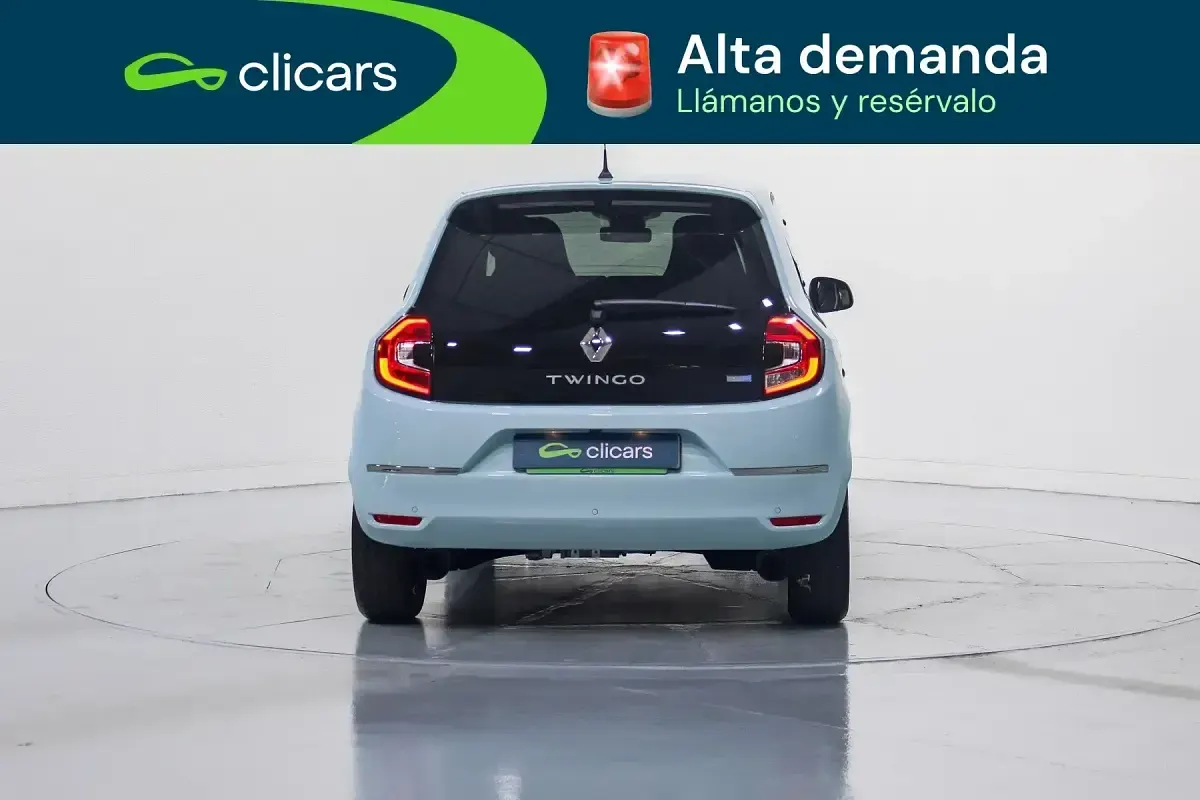 Usado Renault Twingo Zen 59 kW (81 CV) 2022 Azul Utilitario