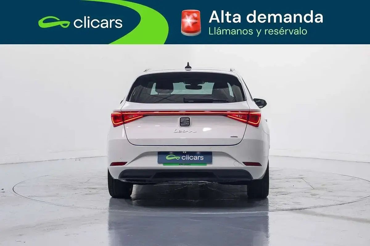 Usado Seat Leon ST XCELLENCE 205 CV (150 kW) 2021 Blanco Familiar