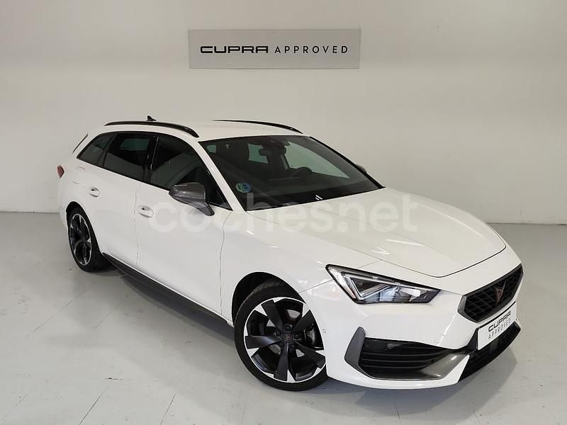 Blanco Usado 2024 Cupra Leon Familiar | 27.500 € (Precio justo) - Imagen 1/4