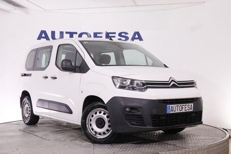 Usado Citroën Berlingo Live 100 CV (73 kW) 2020 Blanco Monovolumen
