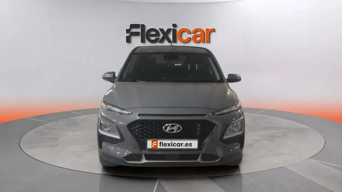 Usado Hyundai Kona 120 CV (88 kW) 2020 Gris SUV