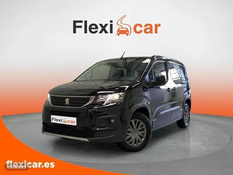 Usado Peugeot Rifter GT 131 CV (96 kW) 2023 Negro Monovolumen