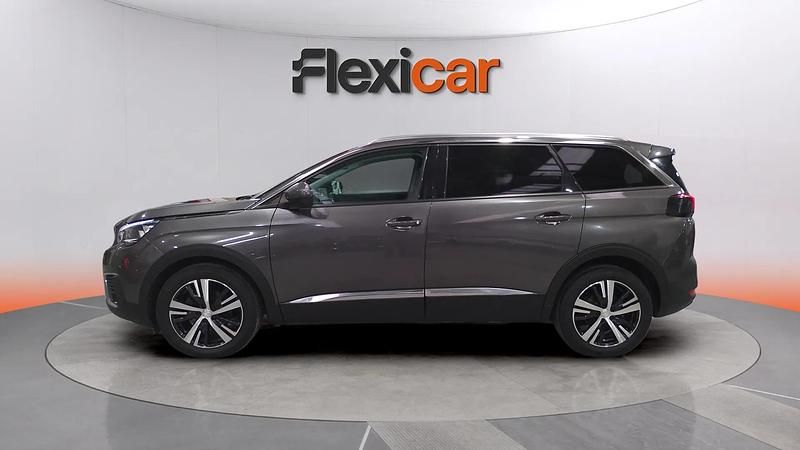 Usado Peugeot 5008 Allure 131 CV (96 kW) 2019 Gris SUV