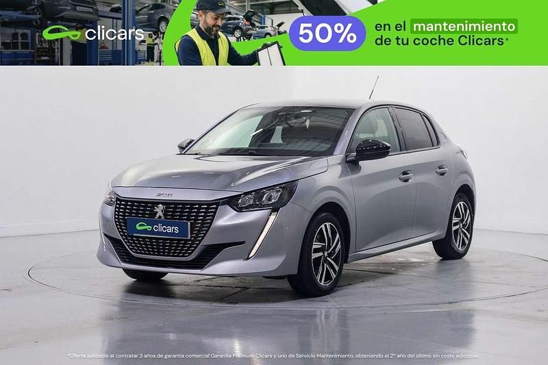 Usado Peugeot 208 Allure 102 CV (75 kW) 2023 Plateado Utilitario