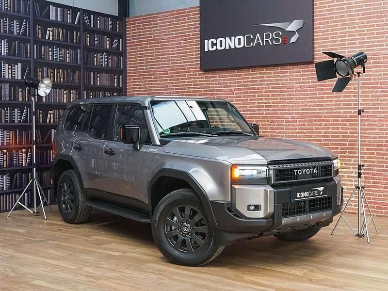 Usado Toyota Land Cruiser 207 CV (152 kW) 2025 Marrón SUV