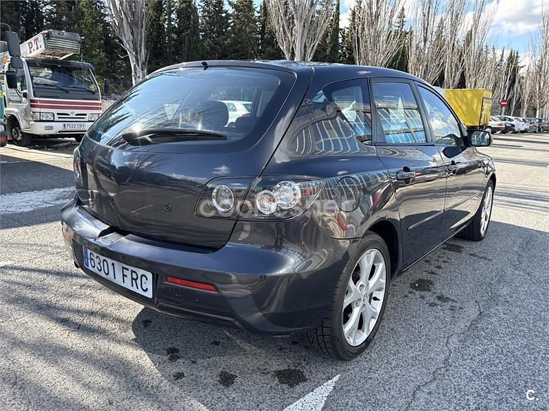 Usado Mazda 3 Sportive 143 CV (105 kW) 2007 Negro Berlina