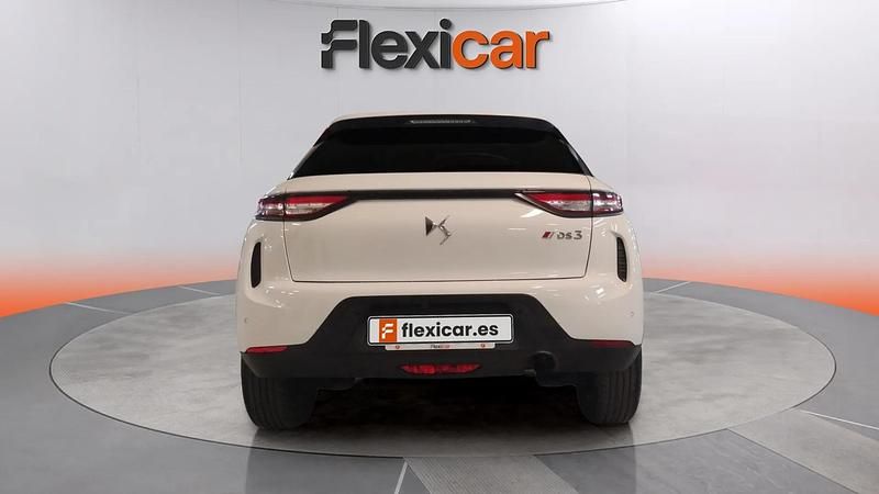 Usado DS Automobiles DS3 Crossback Performance 101 CV (74 kW) 2021 Blanco SUV