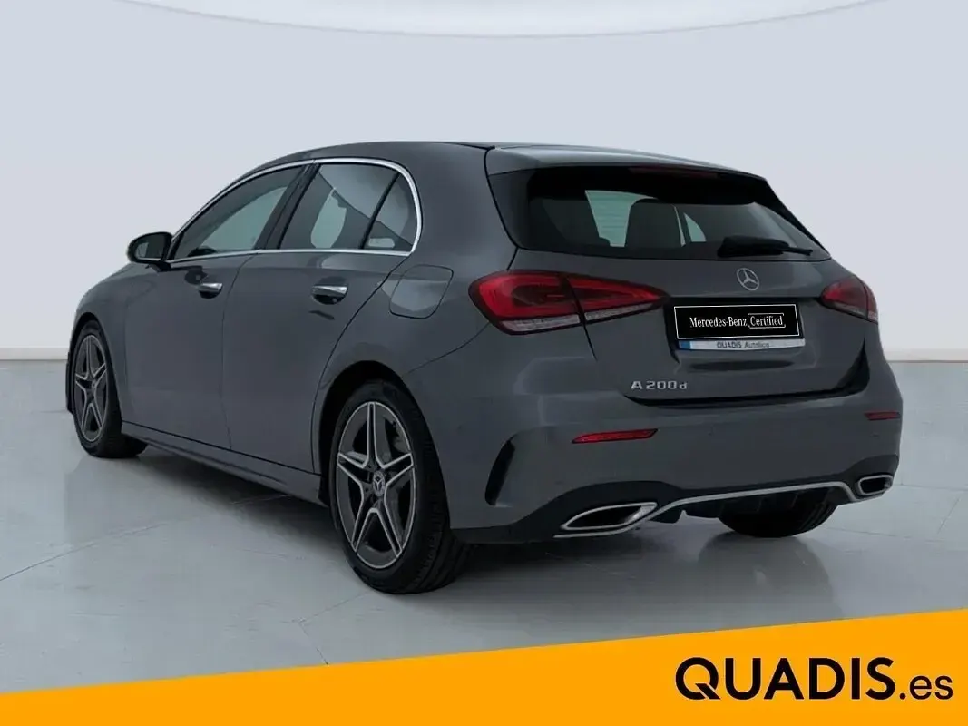 Usado Mercedes A200 150 CV (110 kW) 2022 Gris Berlina