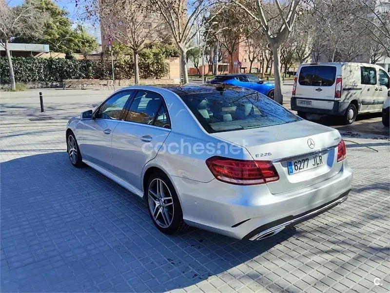 Usado Mercedes E220 Elegance 170 CV (125 kW) 2016 Blanco Berlina