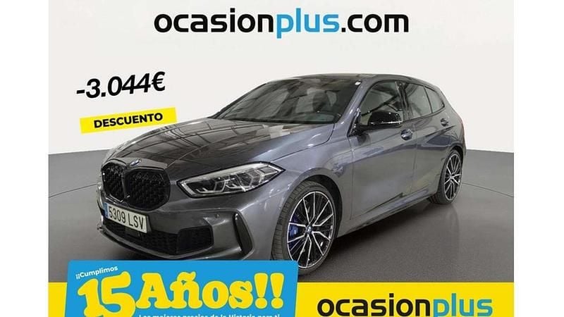 Gris Usado 2021 BMW M135 Utilitario | 30.446 € (Buen precio) - Imagen 1/4