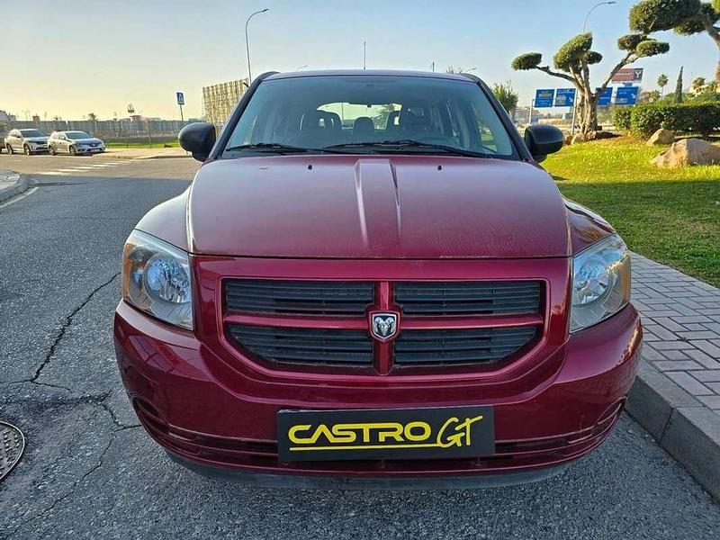 Usado Dodge Caliber 140 CV (102 kW) 2008 Granate Utilitario