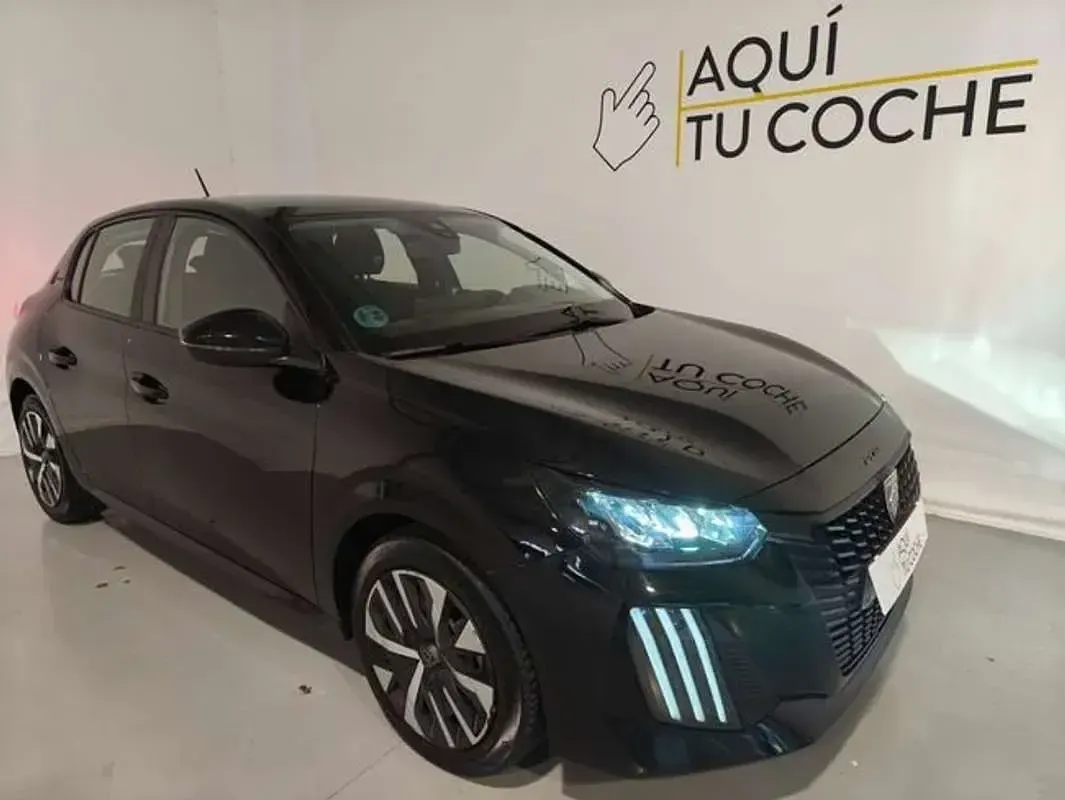 Usado Peugeot 208 Style 101 CV (74 kW) 2024 Negro Utilitario
