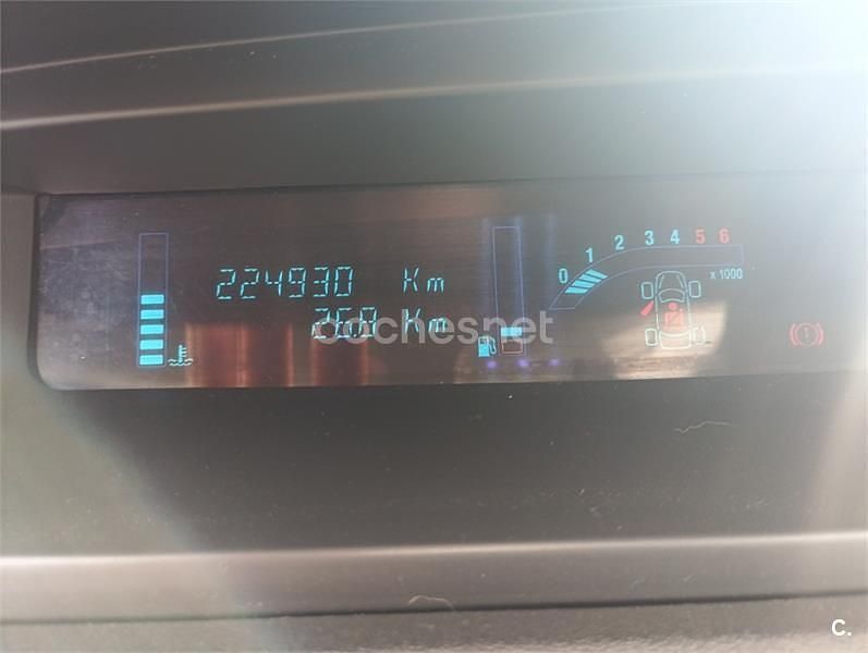 Usado Renault Grand Scénic II Dynamique 130 CV (95 kW) 2005 Azul Monovolumen