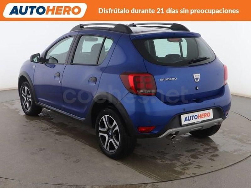 Usado Dacia Sandero Essentiel 95 CV (69 kW) 2020 Azul Berlina