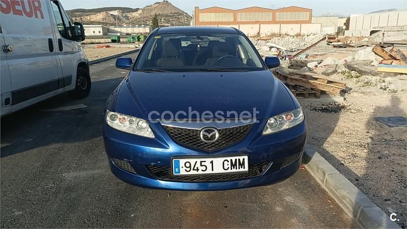 Usado Mazda 6 Active 136 CV (100 kW) 2003 Azul Berlina