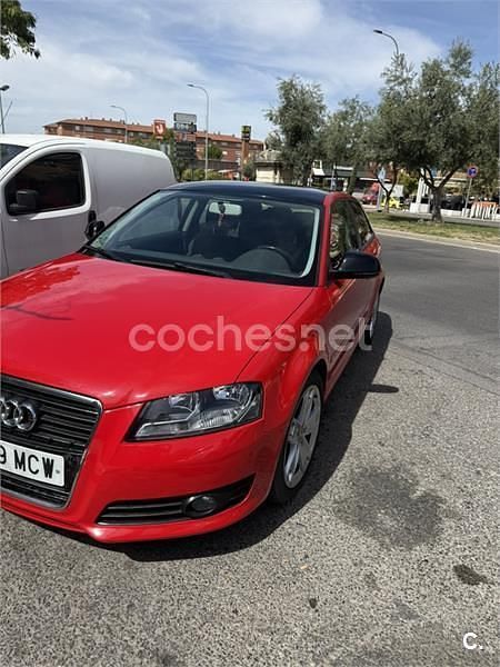 Rojo Usado 2009 Audi A3 Attraction Berlina | 5500 € (Buen precio) - Imagen 1/2