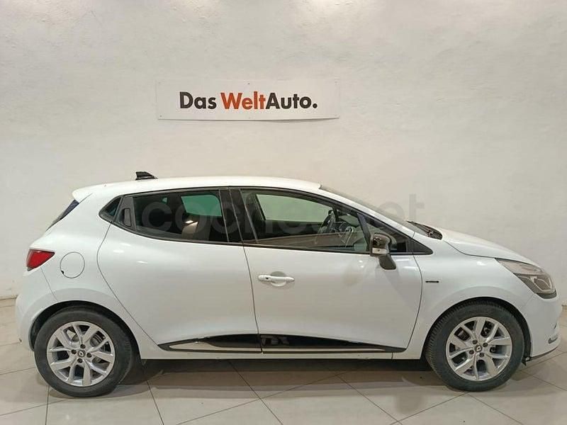 Usado Renault Clio IV LIMITED 90 CV (66 kW) 2018 Blanco Berlina