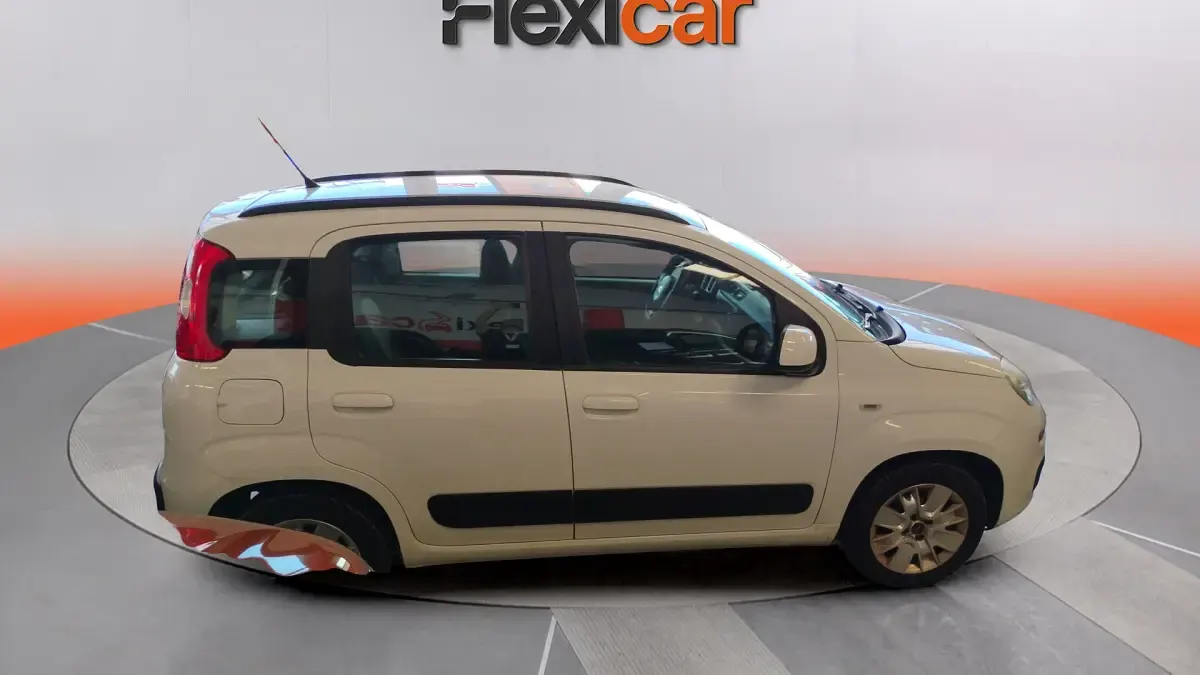 Usado Fiat Panda Easy 69 CV (50 kW) 2018 Blanco Utilitario